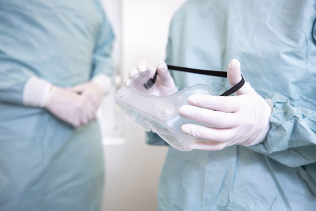 У Француској већ трећи дан опада број жртава и оболелих